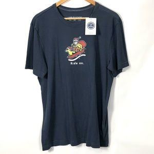 Life is Good Christmas Santa sled T-shirt graphic tee men’s size medium NWT